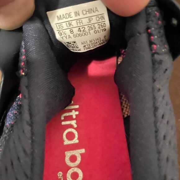 Adidas Ultraboost 2.0 Sneakers in Night Navy and Pink Size 9.5 Women's Running - Picture 12 of 12
